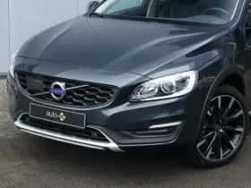 Volvo V60 (2018) thumbnail 3