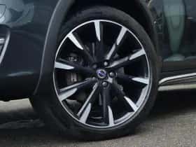 Volvo V60 (2018) thumbnail 4