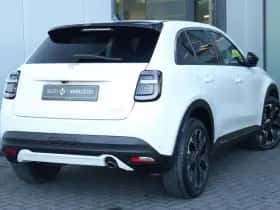 Fiat 600 (2024) thumbnail 2