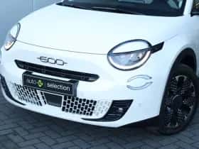 Fiat 600 (2024) thumbnail 3