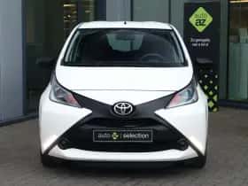 Toyota Aygo (2017) thumbnail 6
