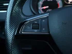 Škoda Octavia (2019) thumbnail 16