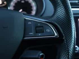 Škoda Octavia (2019) thumbnail 17