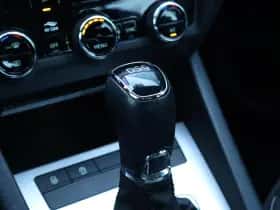 Škoda Octavia (2019) thumbnail 19