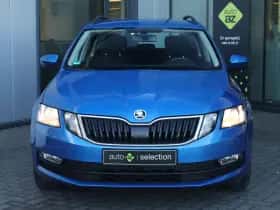 Škoda Octavia (2019) thumbnail 8