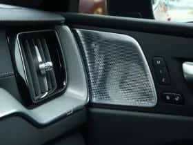 Volvo XC60 (2024) thumbnail 39