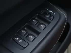Volvo XC60 (2024) thumbnail 45