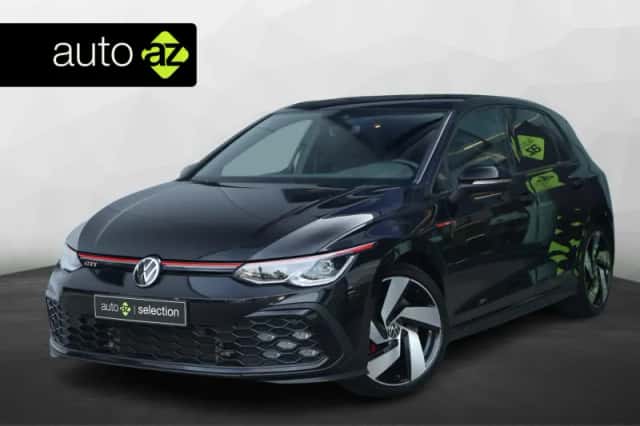 Volkswagen Golf (2021) thumbnail 1