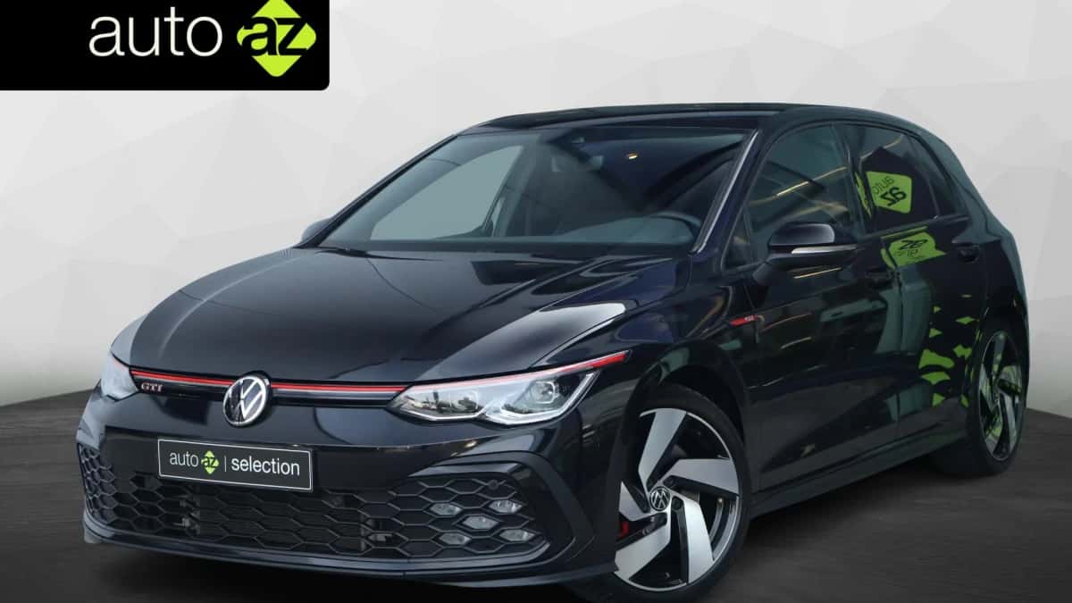 Volkswagen Golf (2021) — foto 1