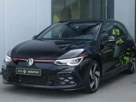 Volkswagen Golf (2021) thumbnail 3