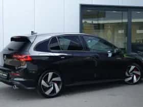 Volkswagen Golf (2021) thumbnail 4
