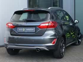 Ford Fiesta (2019) thumbnail 2
