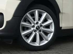 MINI Clubman (2022) thumbnail 4