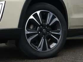 Suzuki Vitara (2018) thumbnail 4