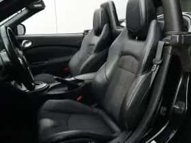Nissan 370Z (2011) thumbnail 16