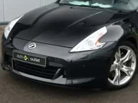 Nissan 370Z (2011) thumbnail 3