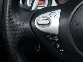 Nissan 370Z (2011) thumbnail 27