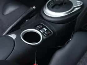 Nissan 370Z (2011) thumbnail 40