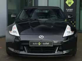 Nissan 370Z (2011) thumbnail 9