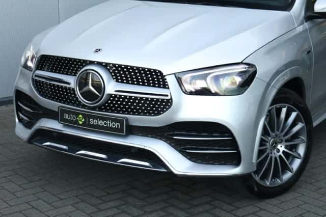 Mercedes-Benz GLE (2021) thumbnail 3