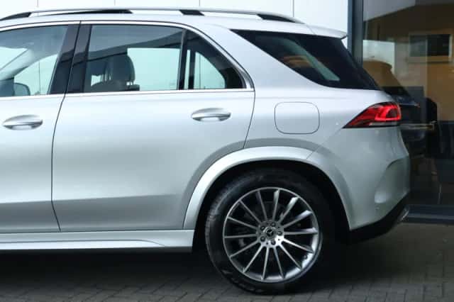 Mercedes-Benz GLE (2021) thumbnail 5