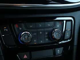 Opel Mokka (2017) thumbnail 24