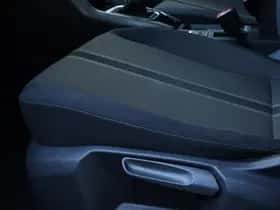 Volkswagen T-Roc (2021) thumbnail 11