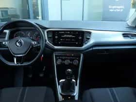 Volkswagen T-Roc (2021) thumbnail 30