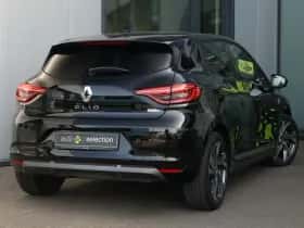 Renault Clio (2023) thumbnail 2