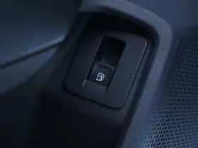 SEAT Leon (2020) thumbnail 35