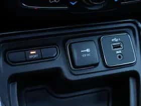 Jeep Compass (2021) thumbnail 32