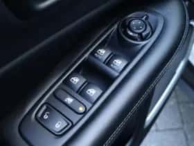 Jeep Compass (2021) thumbnail 34