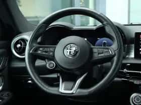 Alfa Romeo Tonale (2024) thumbnail 19