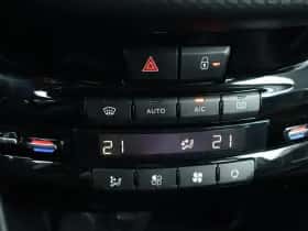 Peugeot 2008 (2019) thumbnail 18