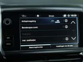 Peugeot 2008 (2019) thumbnail 24