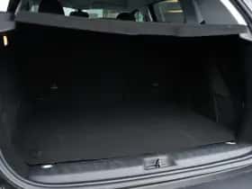 Peugeot 2008 (2019) thumbnail 33