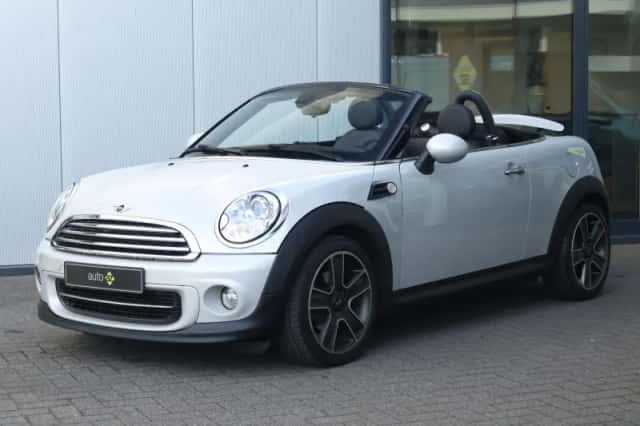 MINI Roadster (2012) thumbnail 6
