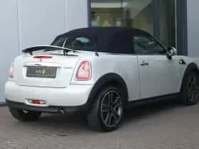 MINI Roadster (2012) thumbnail 7