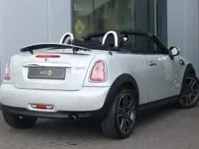 MINI Roadster (2012) thumbnail 8