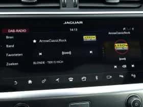 Jaguar I-Pace (2018) thumbnail 25