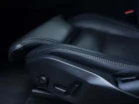 Volvo XC90 (2015) thumbnail 11