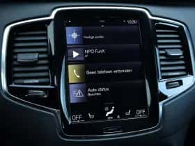 Volvo XC90 (2015) thumbnail 25