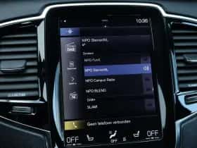 Volvo XC90 (2015) thumbnail 28