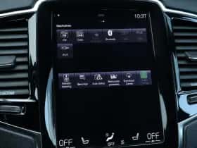 Volvo XC90 (2015) thumbnail 29