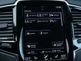 Volvo XC90 (2015) thumbnail 30