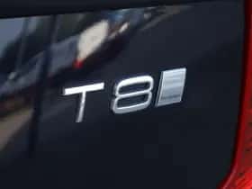 Volvo XC90 (2015) thumbnail 40