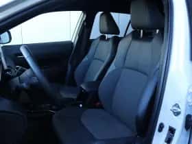 Toyota Corolla (2025) thumbnail 8