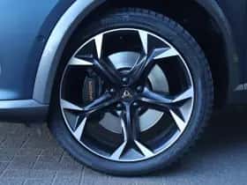 CUPRA Formentor (2021) thumbnail 8