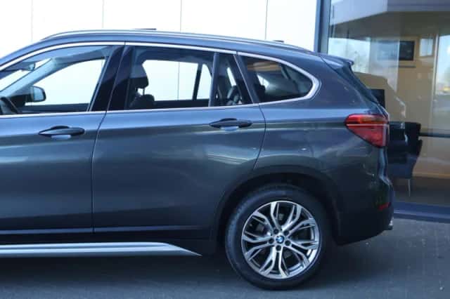 BMW X1 (2017) thumbnail 5
