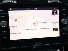 Volkswagen Golf (2018) thumbnail 25